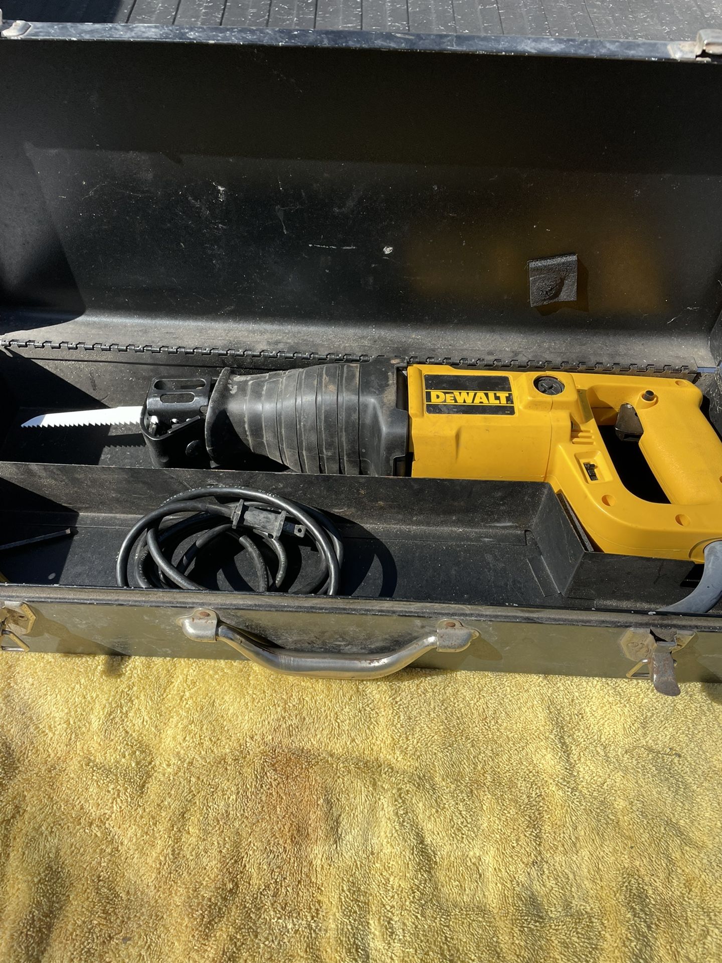DeWalt DW304 Reciprocating Saw for Sale in Victoria TX OfferUp