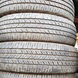 Vendo 4 Llantas Usadas 225 70 16 95 Devida 