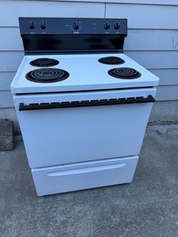 Kenmore electric stove! Works good! Cheap price $100