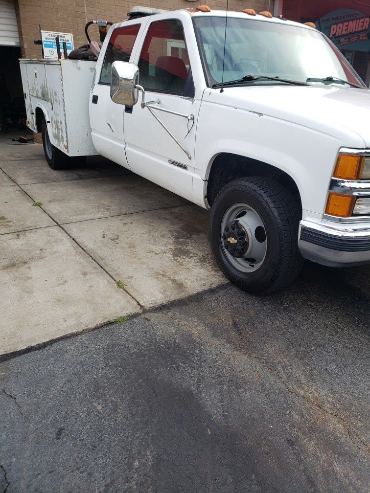 2000 Chevrolet C/K 3500