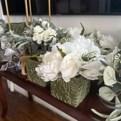 10 Piece Of Center Pieces 