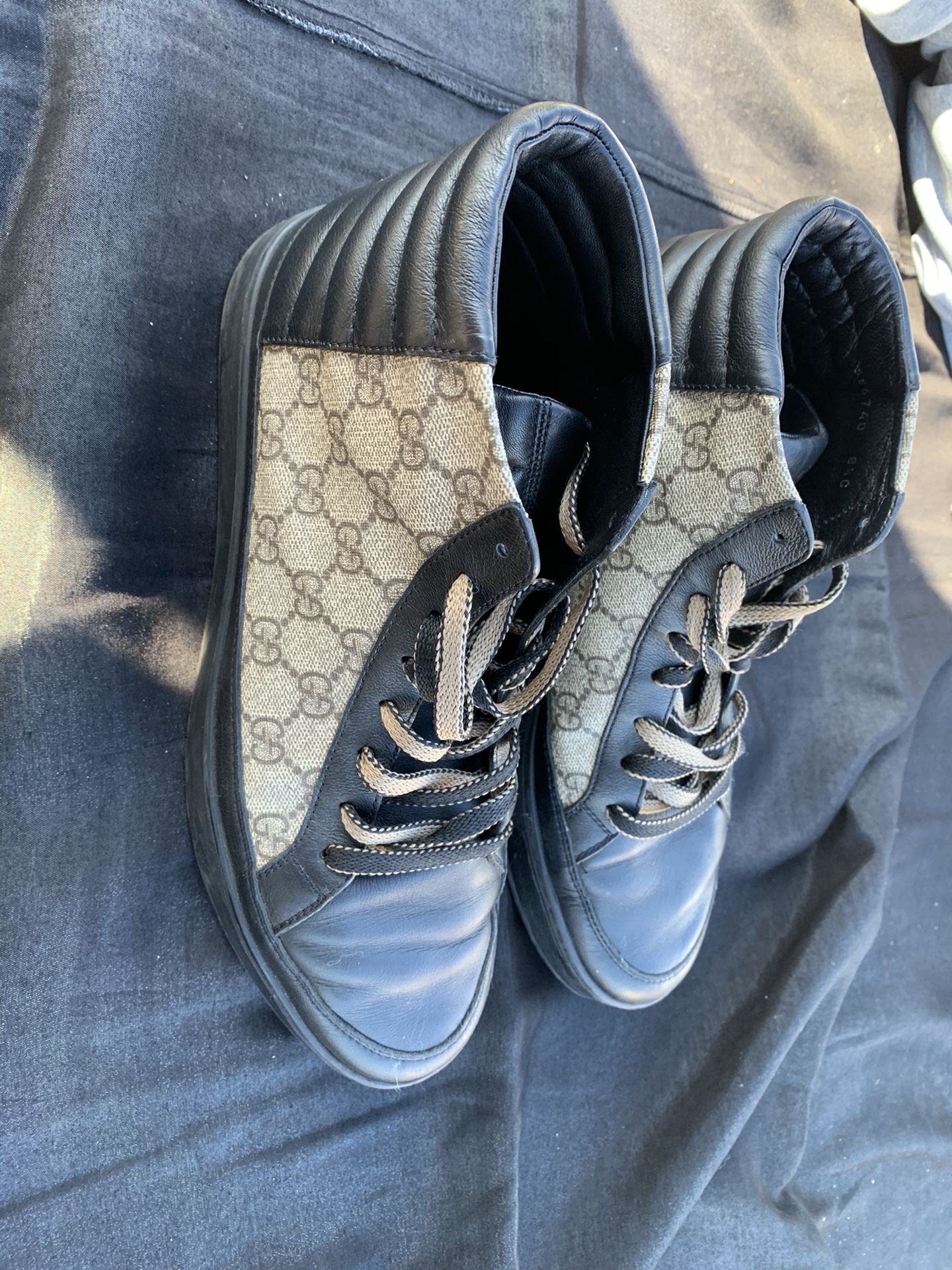 Authentic Gucci shoes $280