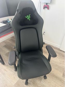 Razer Iskur V2 Gaming Chair
