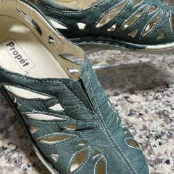 Real Leather Women Shoes 