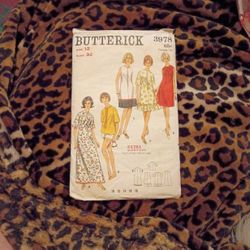 VINTAGE 1960's BUTTERICK PATTERN 3978 BEACH DRESS. SIZE 12. BUST 32.