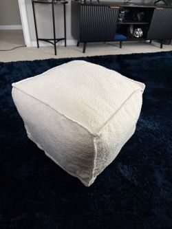Footrest/Ottoman