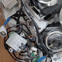 22' Toyota Prius XLE LED Headlights Parts Ballast, Lenses ...