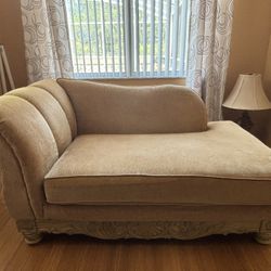 Northshore Beige Couch 