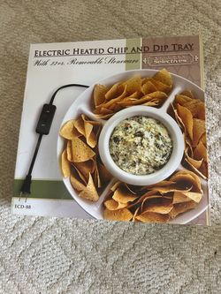 Electric heated chip and dip tray