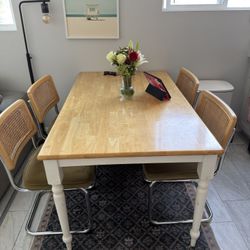 Wood Dinning Table