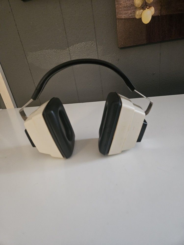 Vintage North Gun Muffler Hearing Protection