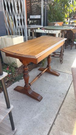 Beautiful Antique, Table