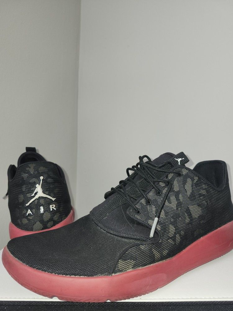 Jordan Chukkas *Rare*
