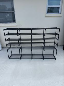 Shoe holder(can disarm) made of metal and plastic. L66 W 12 H42