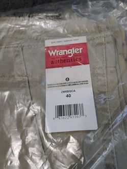 Wrangler waist 40 cargo golf shorts