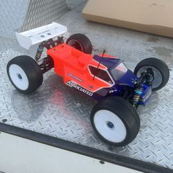 Team Associated Rc8t3.2w