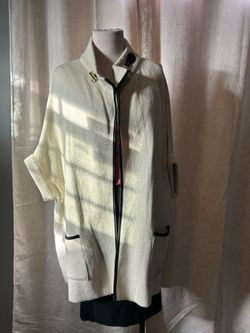 Riding Cape Western Ivory Buckle Collar Pockets One Size Apt 9