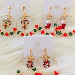 Christmas Earrings gold plated. Aretes oro laminado