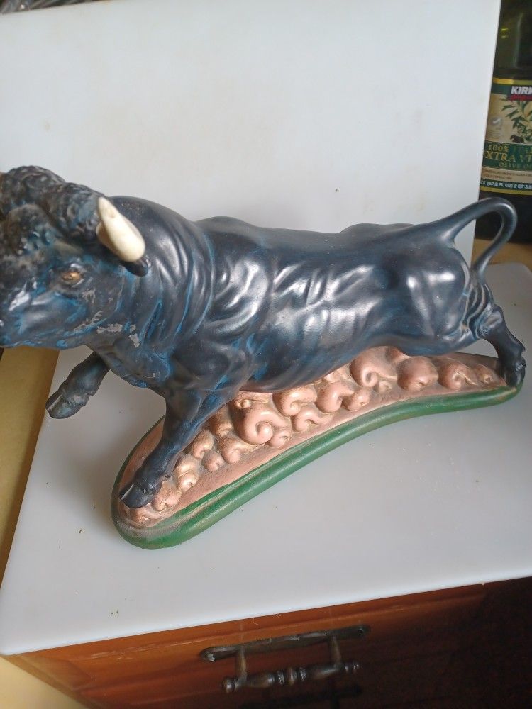 Ceramic Vintage Bull