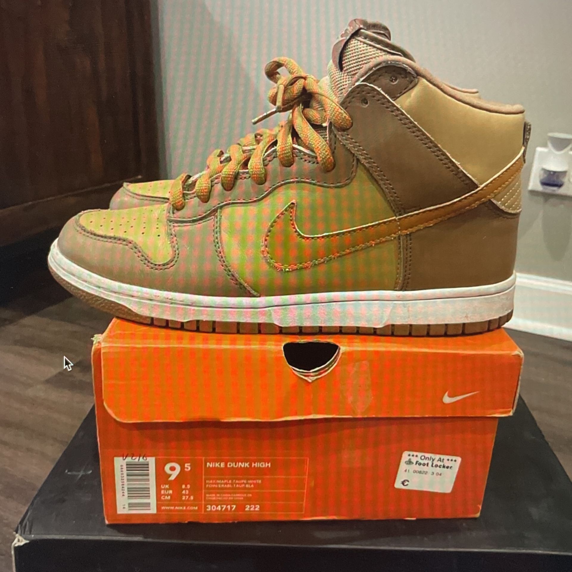 2003 Nike Dunk High “Maple\