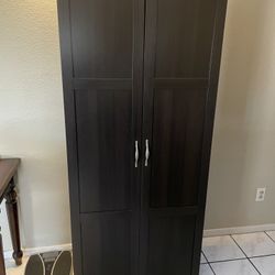 Armoire