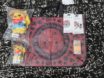 Official Pokemon Field Museum Exclusives Bundle