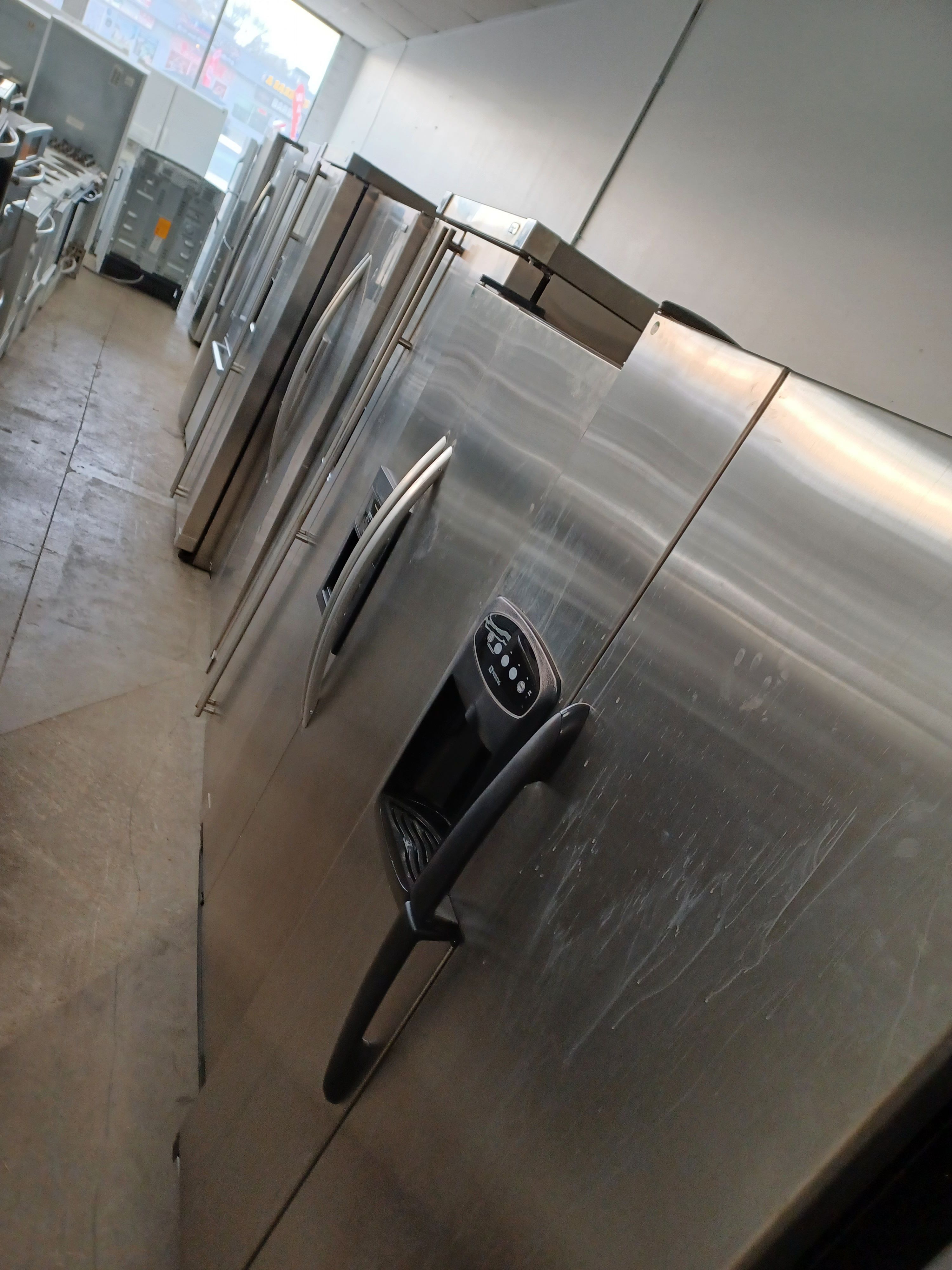 Used refrigerators for sale/Side by Side/ French Door/ Top freezer/Free delivery-120 Day warranty-Open 7 Days a week