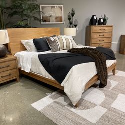 Light Brown Queen Panel Bed with Mirrored Dresser and Nightstand