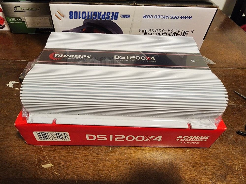 Taramps DS1200x4 Car Audio Amplifier. 1200 Watts RMS 4 Channel Amplifier