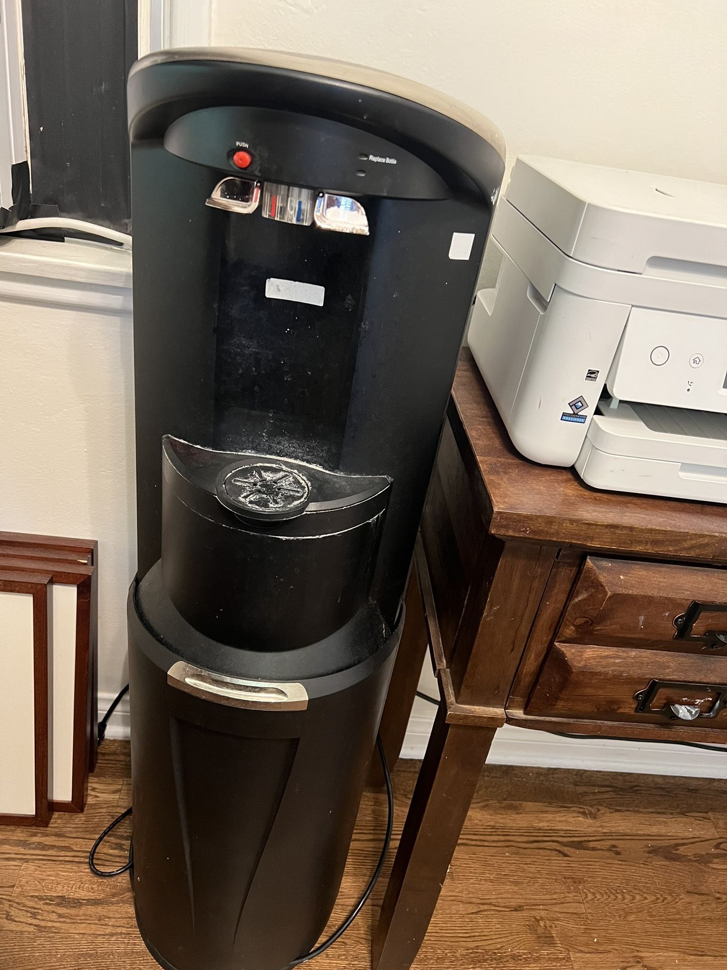 Bottom Loading Water Cooler