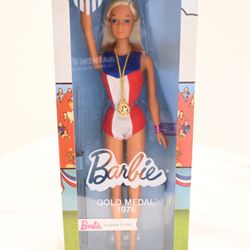 1975 Collectors Edition Gold Medal Barbie