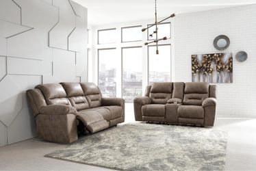 2-Piece Reclining Sofa & Loveseat Set – Excellent Condition