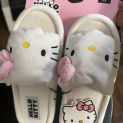 Hello Kitty Slippers 