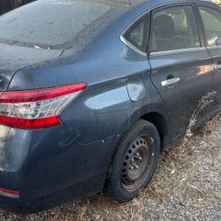 Nissan Sentra 2015 