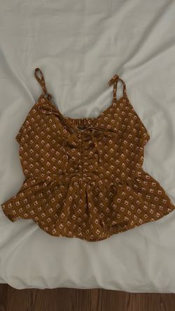 Fashion Nova Women's Small Blouse