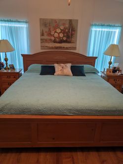 King size bed