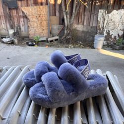 UGGS fuzzy sandals