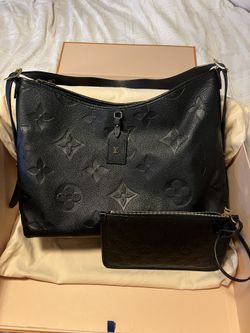 Louis Vuitton Carry All MM