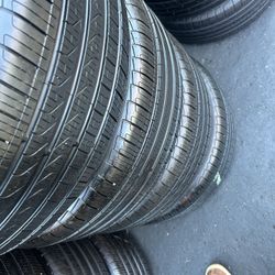 Tengo un Set de llantas en muy buenas condiciones, marca Pirelli cinturato p7 runflat 245 45 R19 instalación y balanceo por el mismo precio 