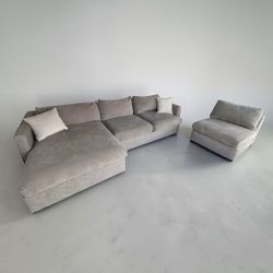 FREE DELIVERY | Macy’s Gray Sectional 