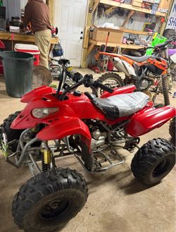 250CC 4 wheeler Trade