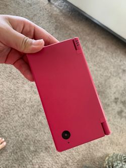 Nintendo dsi with MARIO kart game