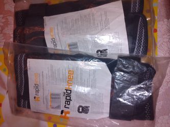 Brand New - The Rapid Knee Brace - Size M - 2 Available 25$ Each