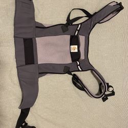 Ergobaby carrier W/ Infant Insert And Snuggle Cover