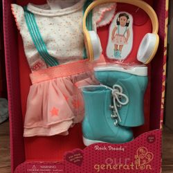 OG-Rock Steady Outfit w/doll headphones in original box. Never been opened!  Super cute !! 