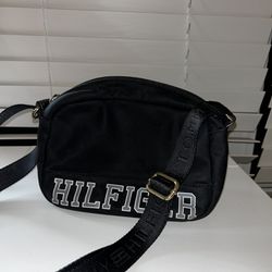 Tommy Hilfiger adjustable Crossbody sport bag