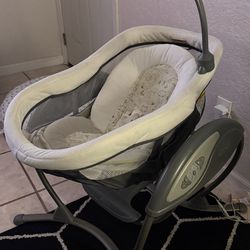 Graco duoglider swing/bassinet