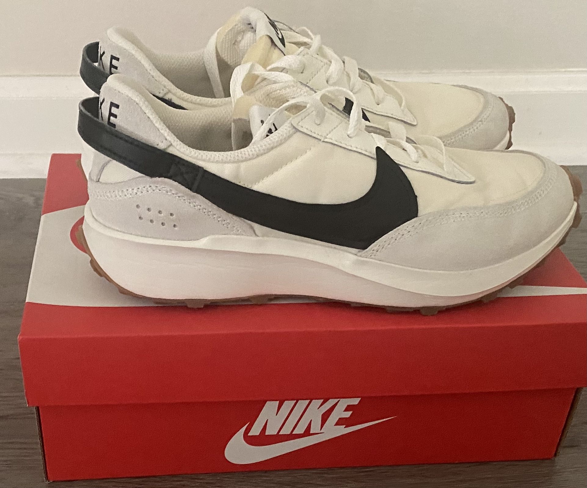 Nike Shoe - Size 8 