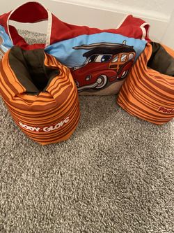 Child  swimming vest: See photos for details 