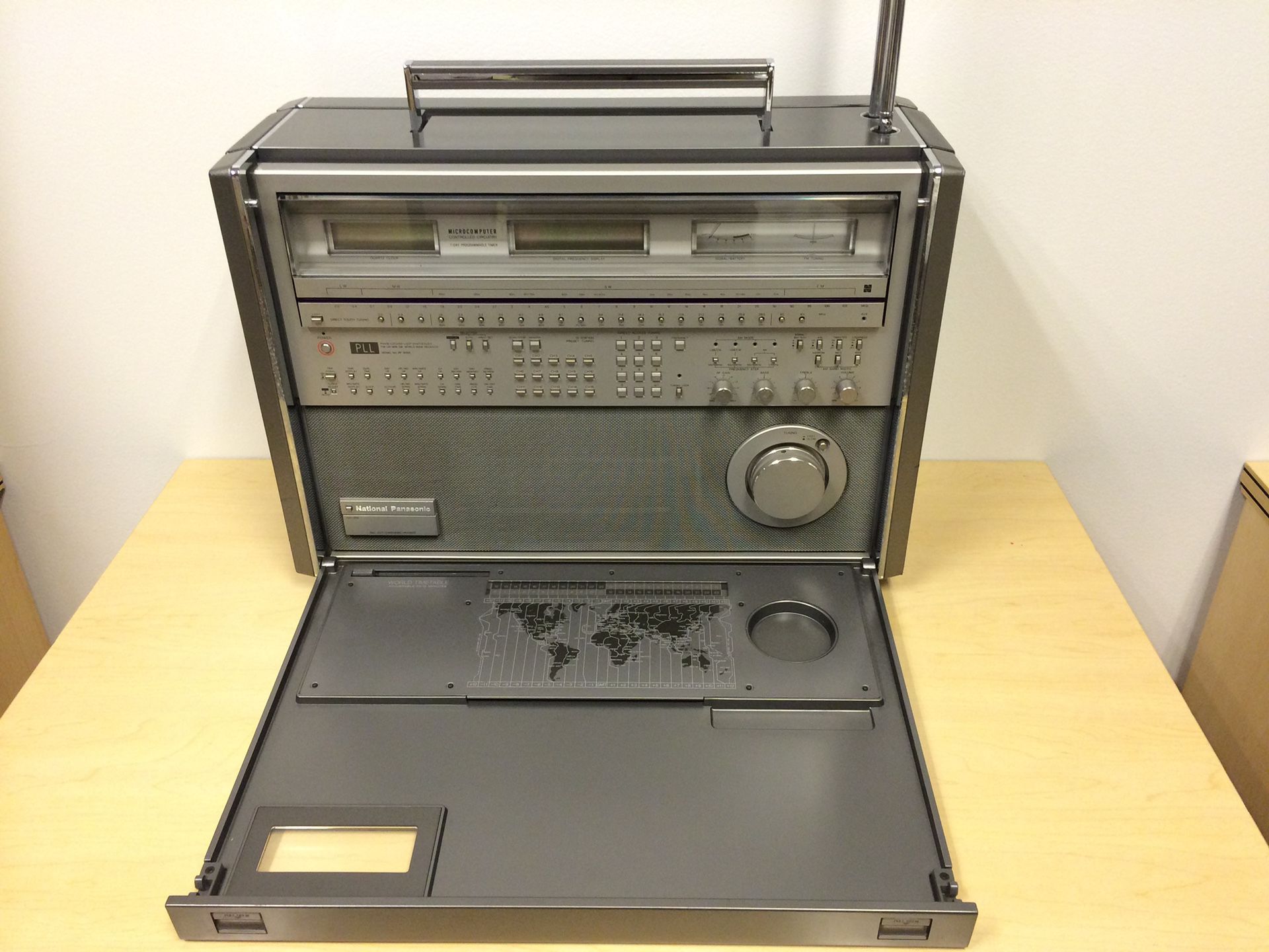Panasonic RF-9000 Shortwave Radio - Limited Collector’s Edition